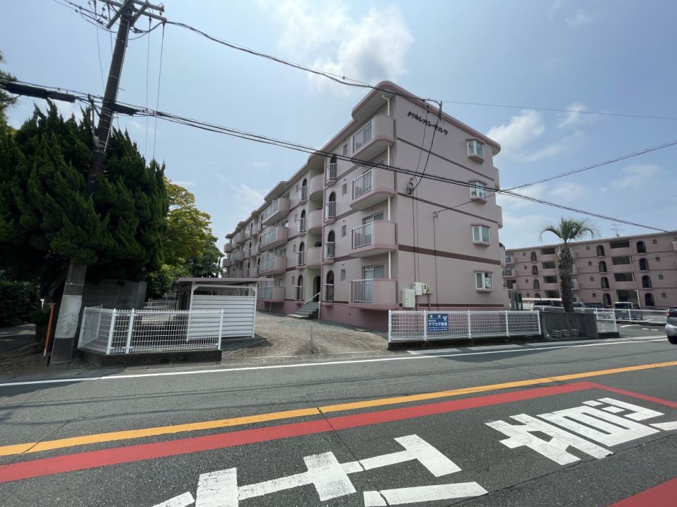 積志駅まで徒歩圏内の好立地マンションです