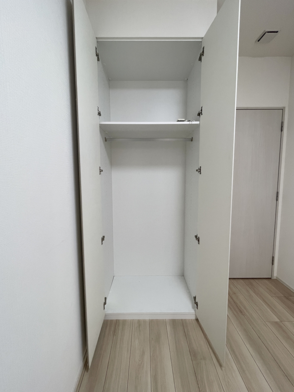 収納付きです