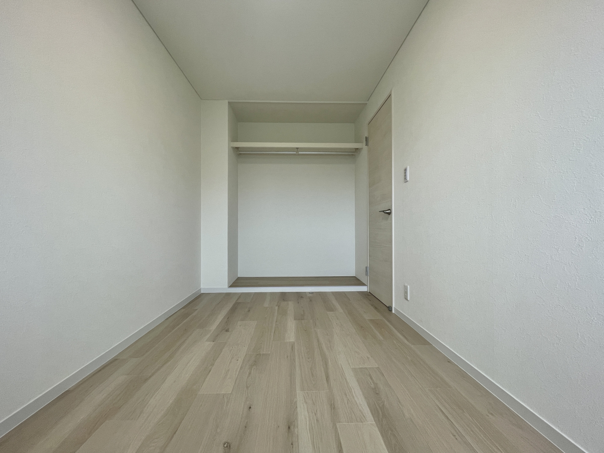 天地いっぱいのオープンクローゼット