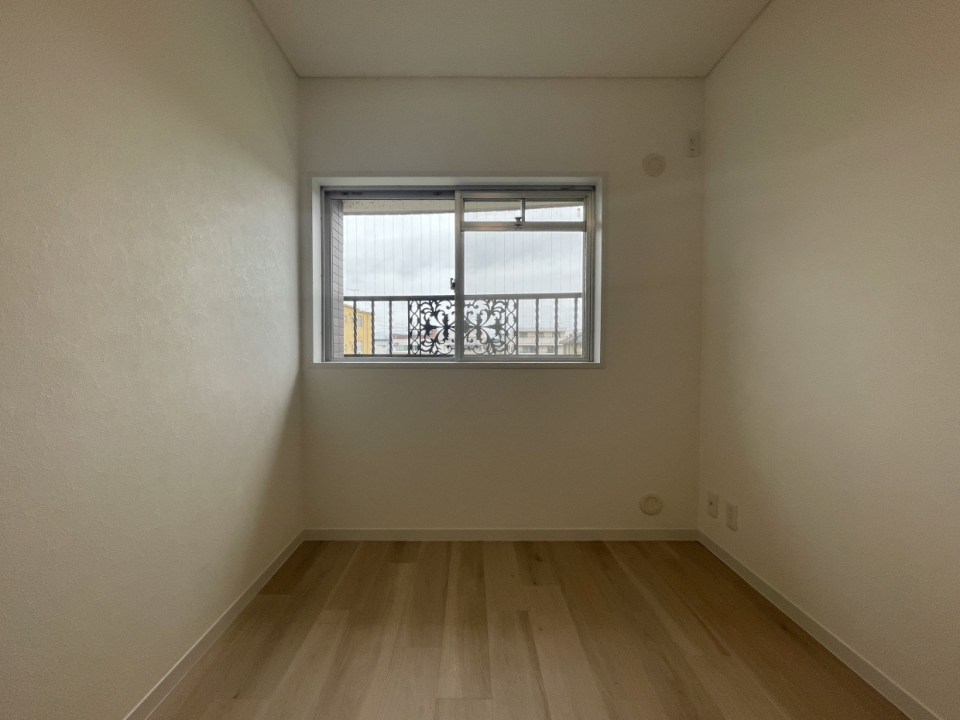 約6.25帖の洋室