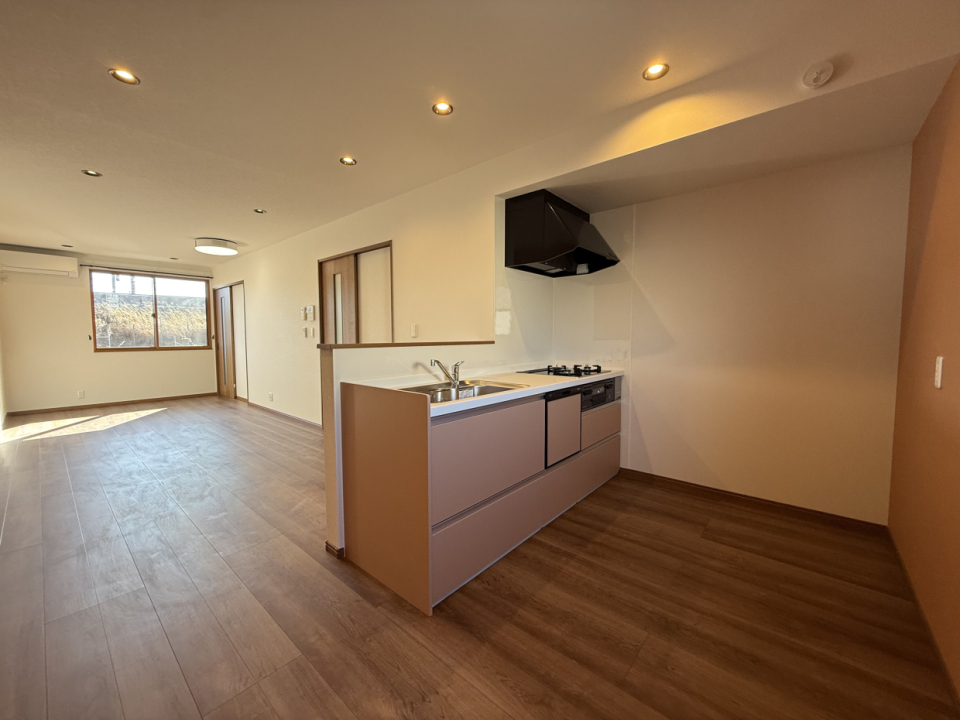 対面式のシステムキッチン