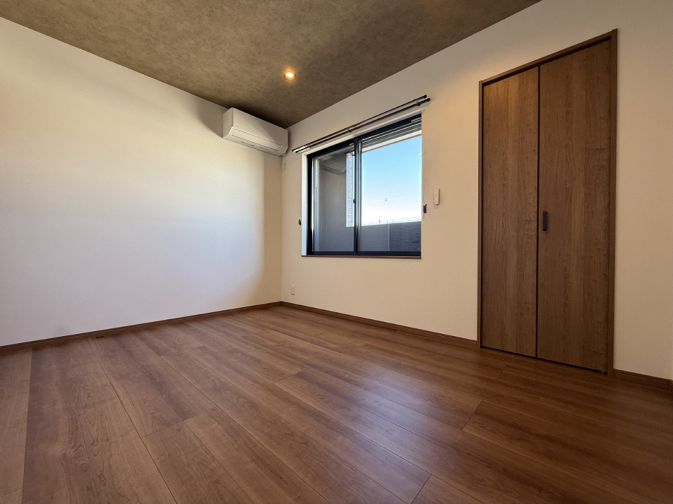 エアコンはもちろん、SOMIFY付きでシャッターやブライドを自動で動かしてくれます！