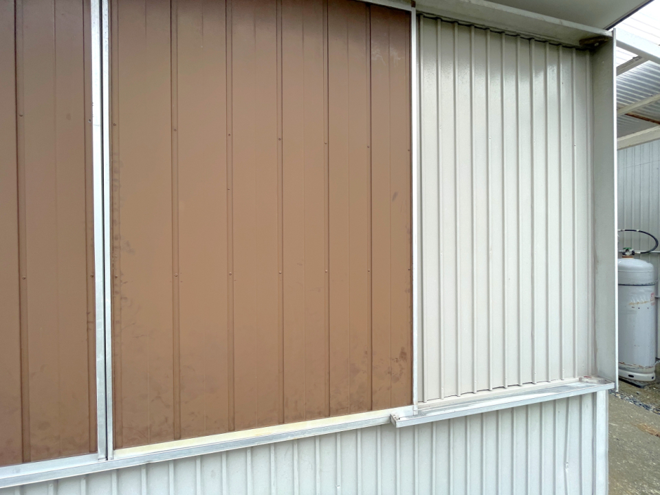 雨戸付きなので台風の時なども安心