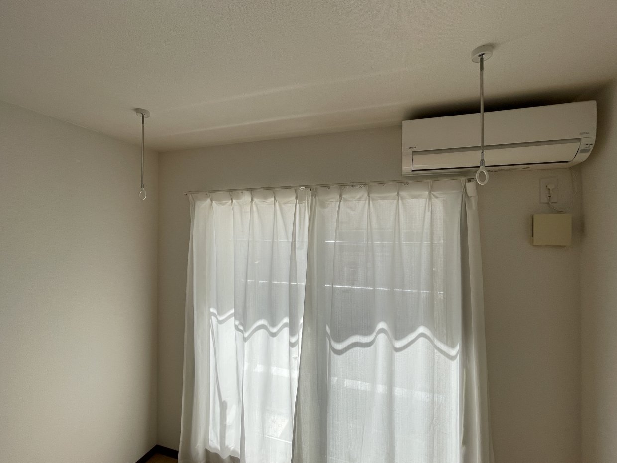 室内干し用のホスクリーンがついていて雨の日でも安心