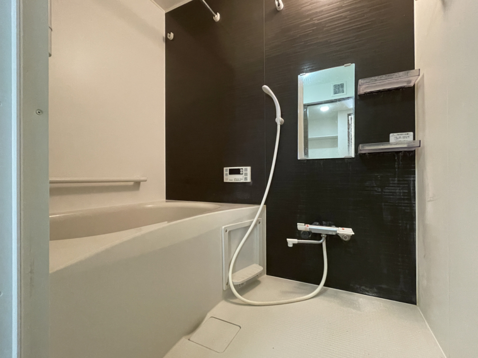 追い焚き&浴室乾燥機能付きのお風呂