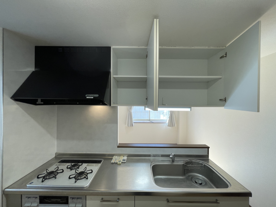 吊戸棚までついていて収納力があります