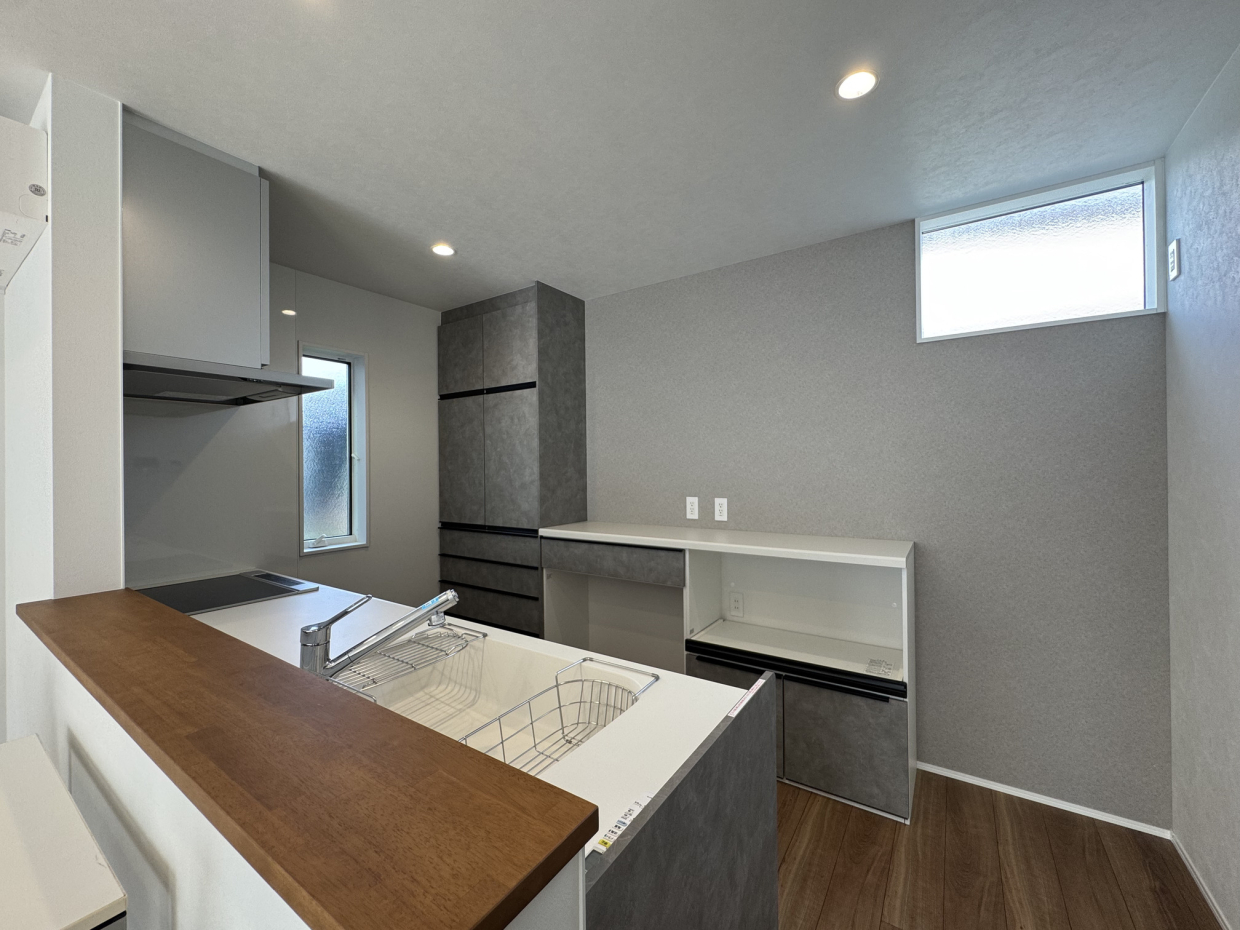 採光窓も付いている。