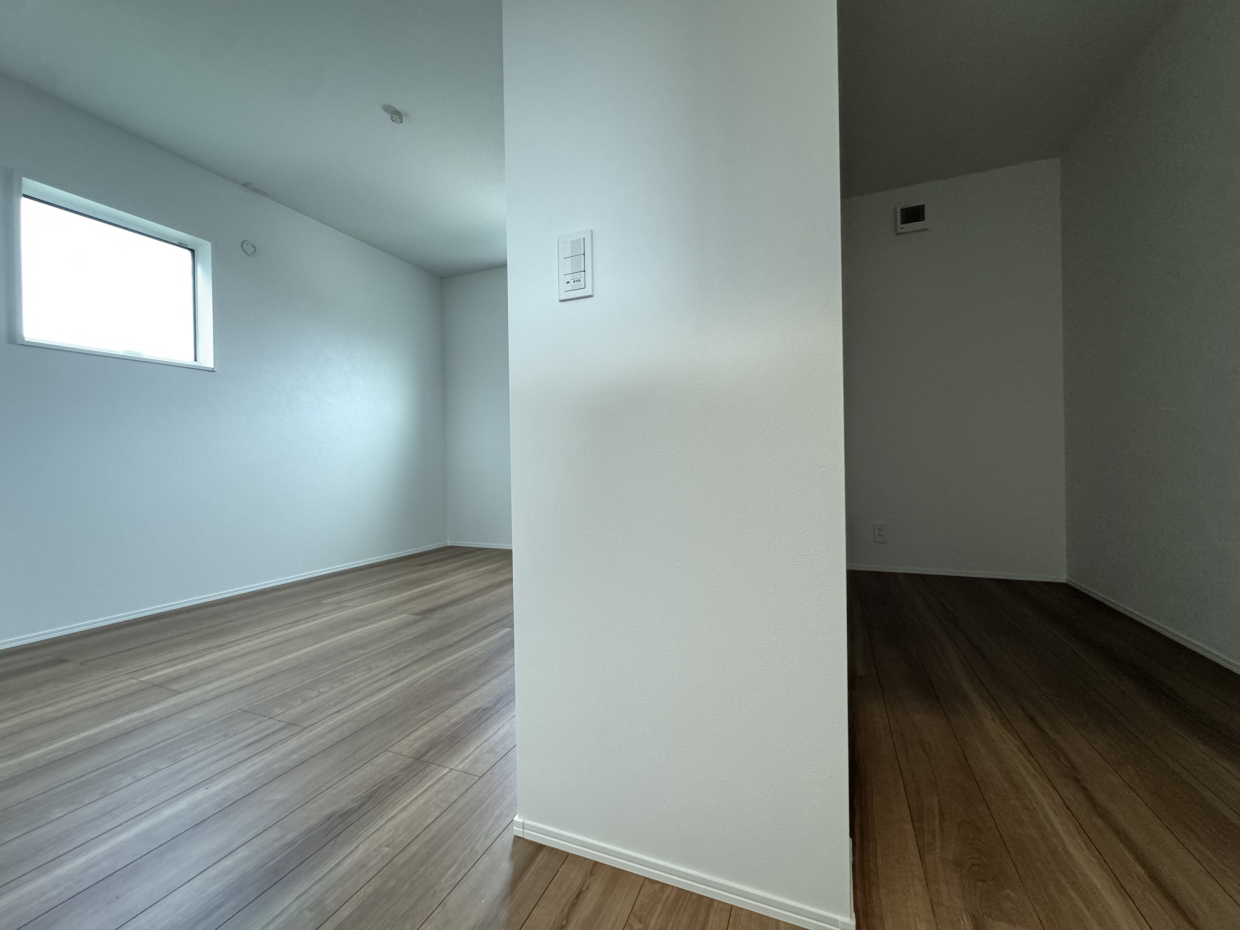 主寝室は7帖の広さにWIC付き