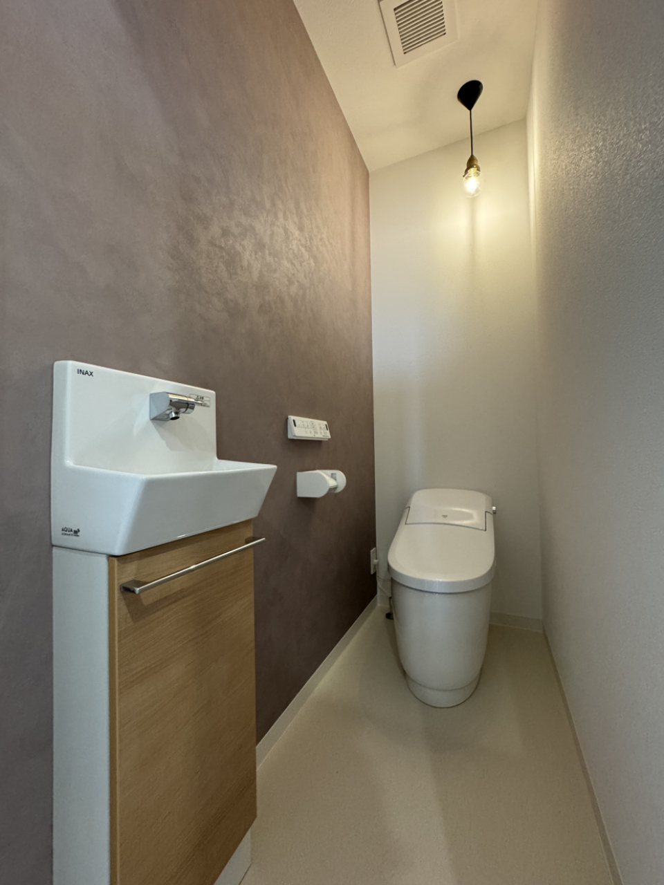 1階のトイレ