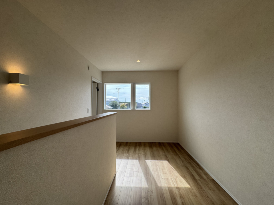 フリースペースには窓も付いている。