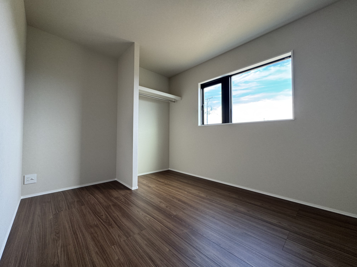 こちらも5帖のお部屋