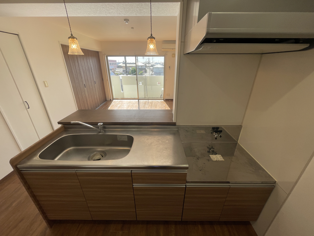 コンロはご自身で持ち込みが必要です