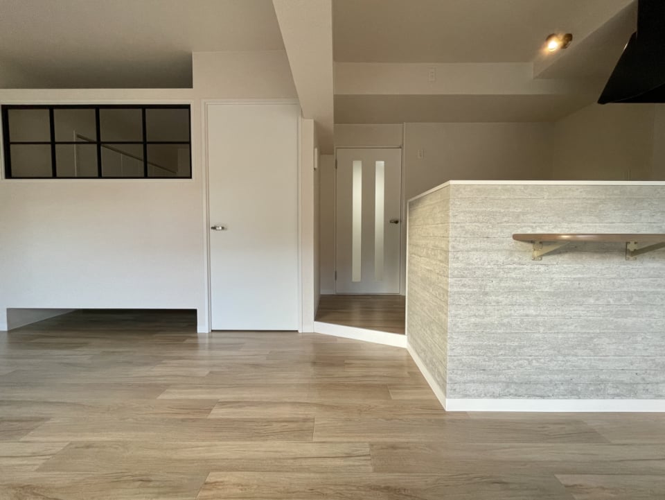 柔らかな落ち着いたトーンでモダンな雰囲気