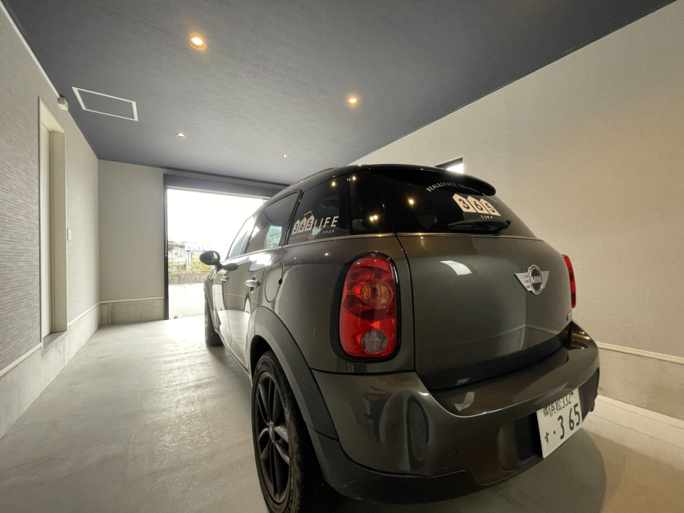 電動シャッター付きです