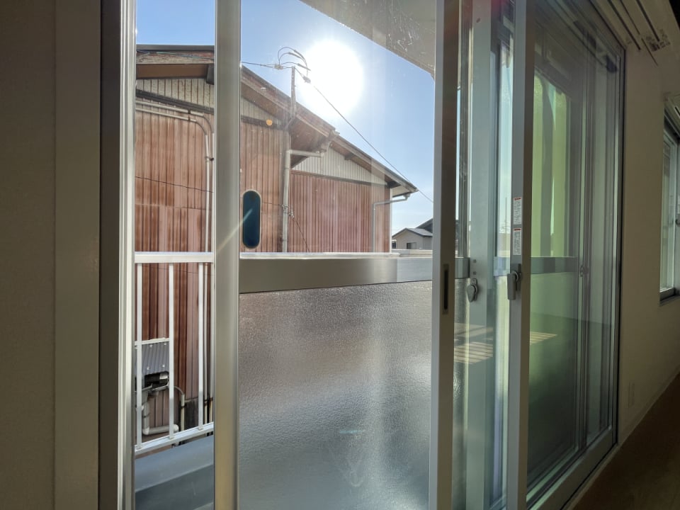 二重窓は断熱、防音、結露対策に優れています！