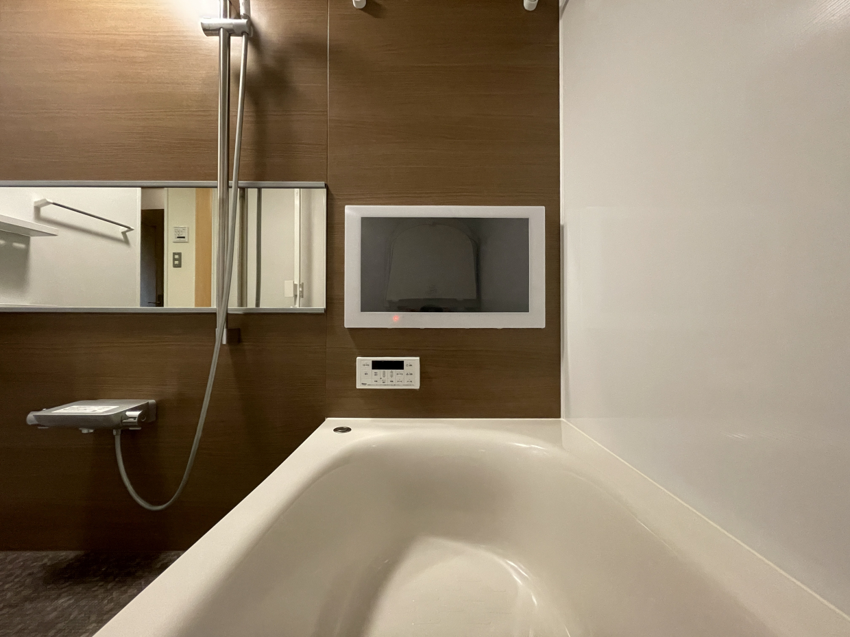 テレビを見ながら湯船に浸かれる贅沢