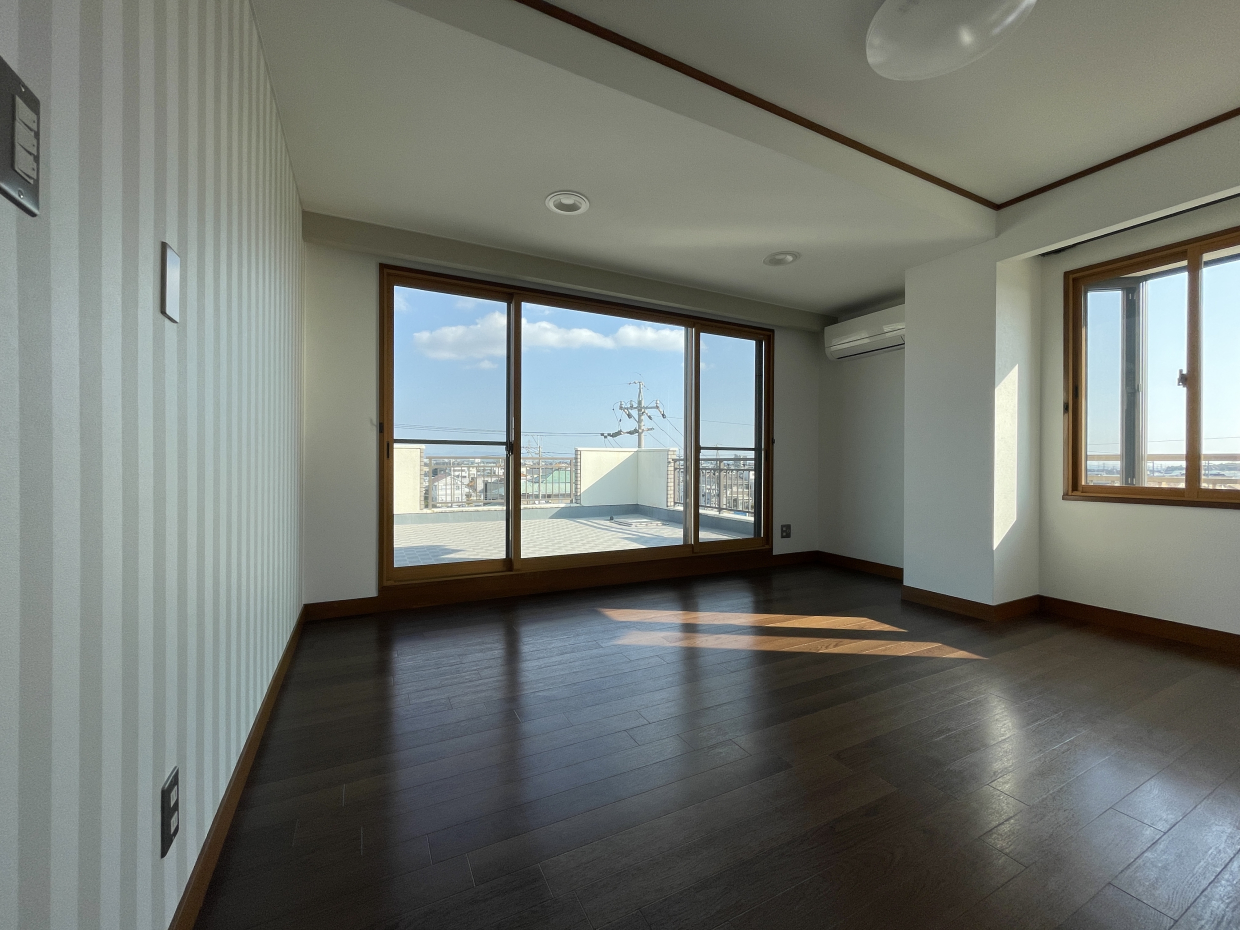 窓は全て2重サッシに変更済み！