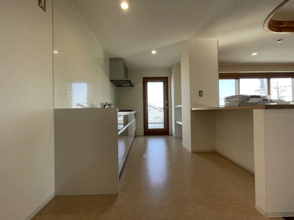 キッチンも収納たっぷりで使い勝手ばっちり