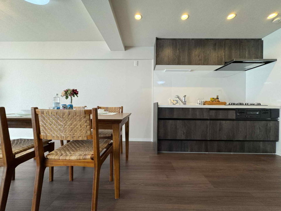 キッチンは対面ではない壁付けタイプ