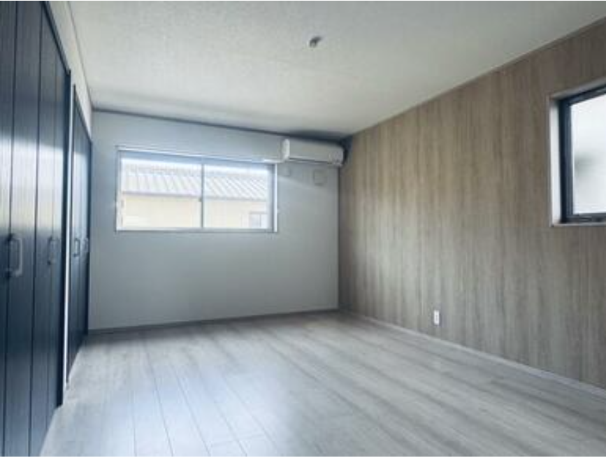 8.7帖の洋室もあります