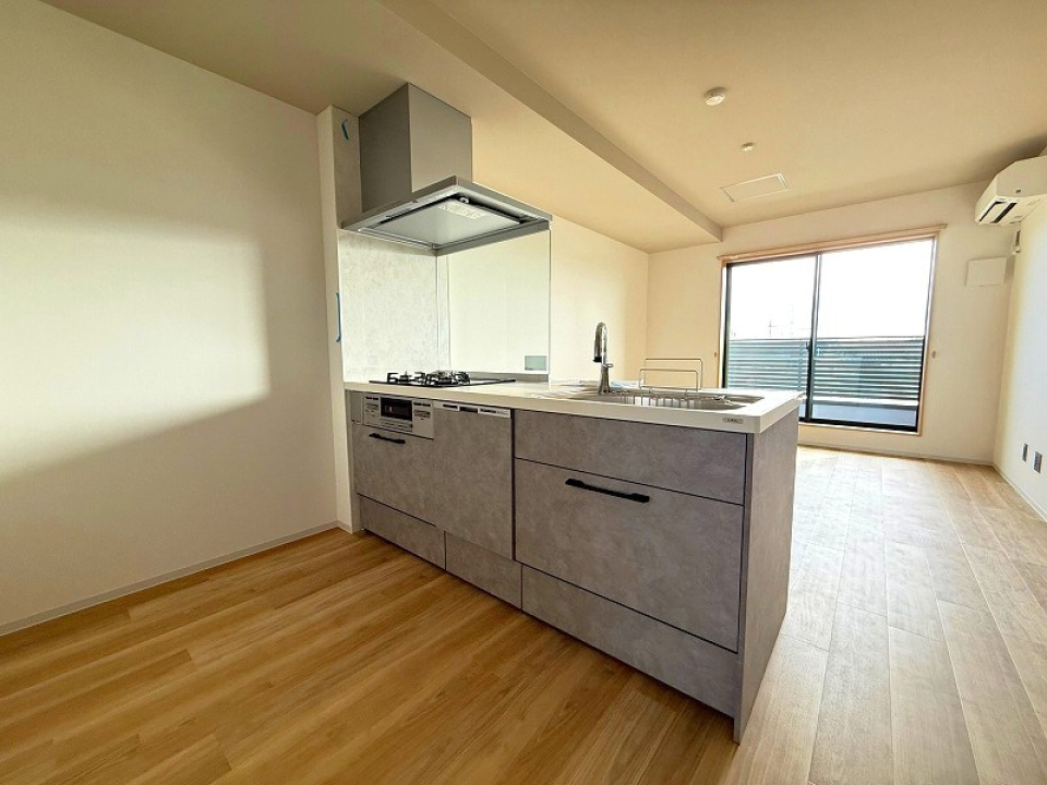 とにかくキッチンが立派