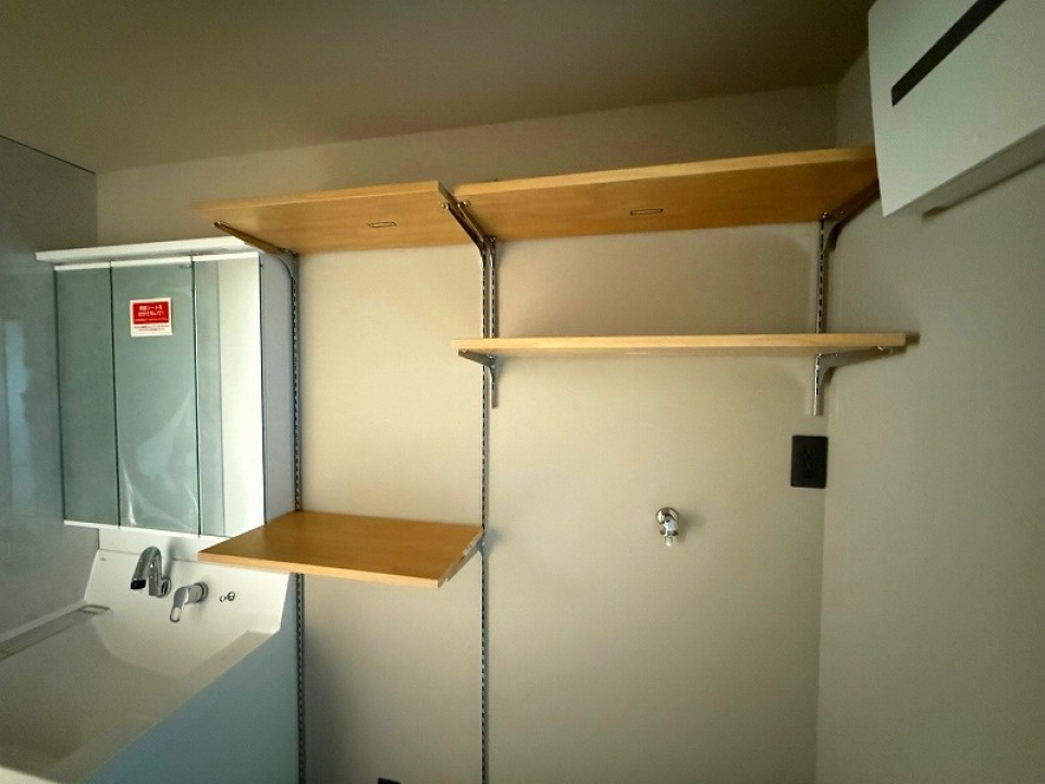 お洒落収納ラック付き