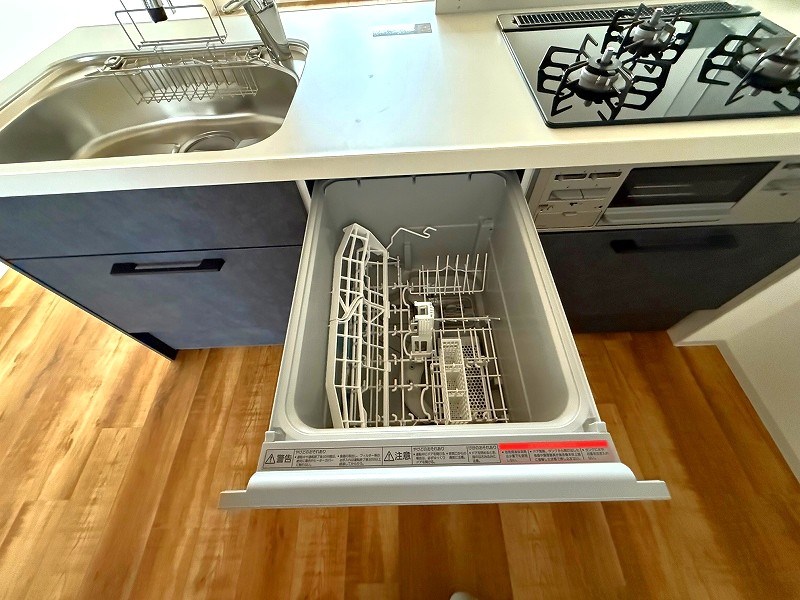 賃貸では珍しい食器洗浄乾燥機付き