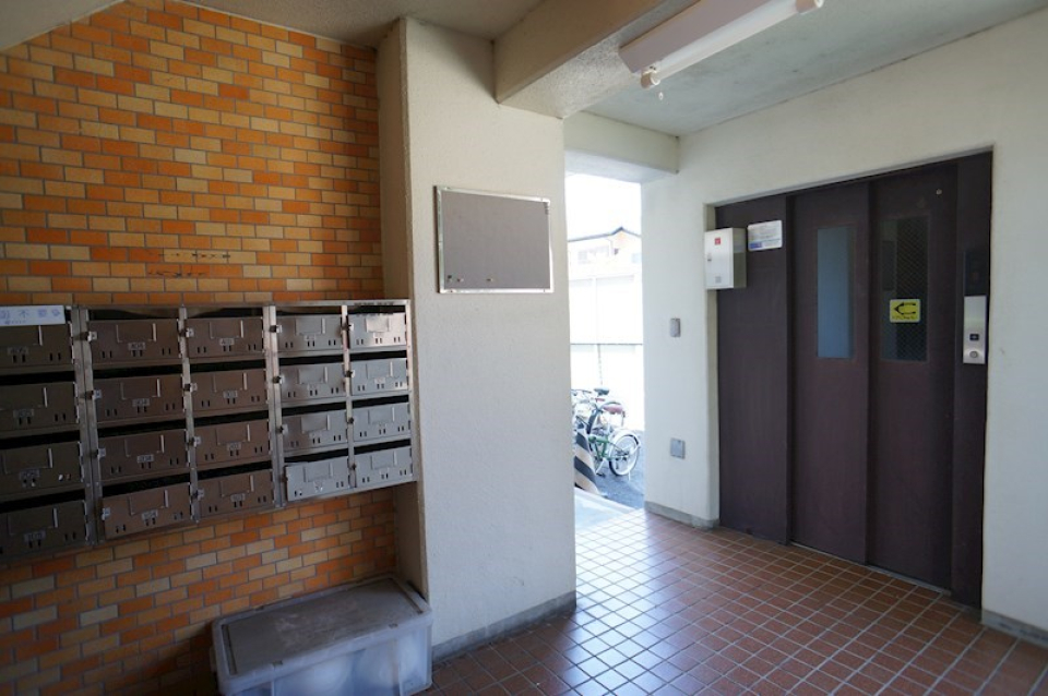 しっかりエレベーターもありますよ！