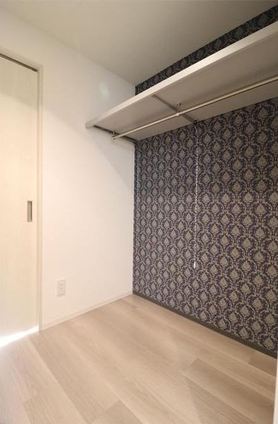 嬉しいウォークインクローゼット付きです！