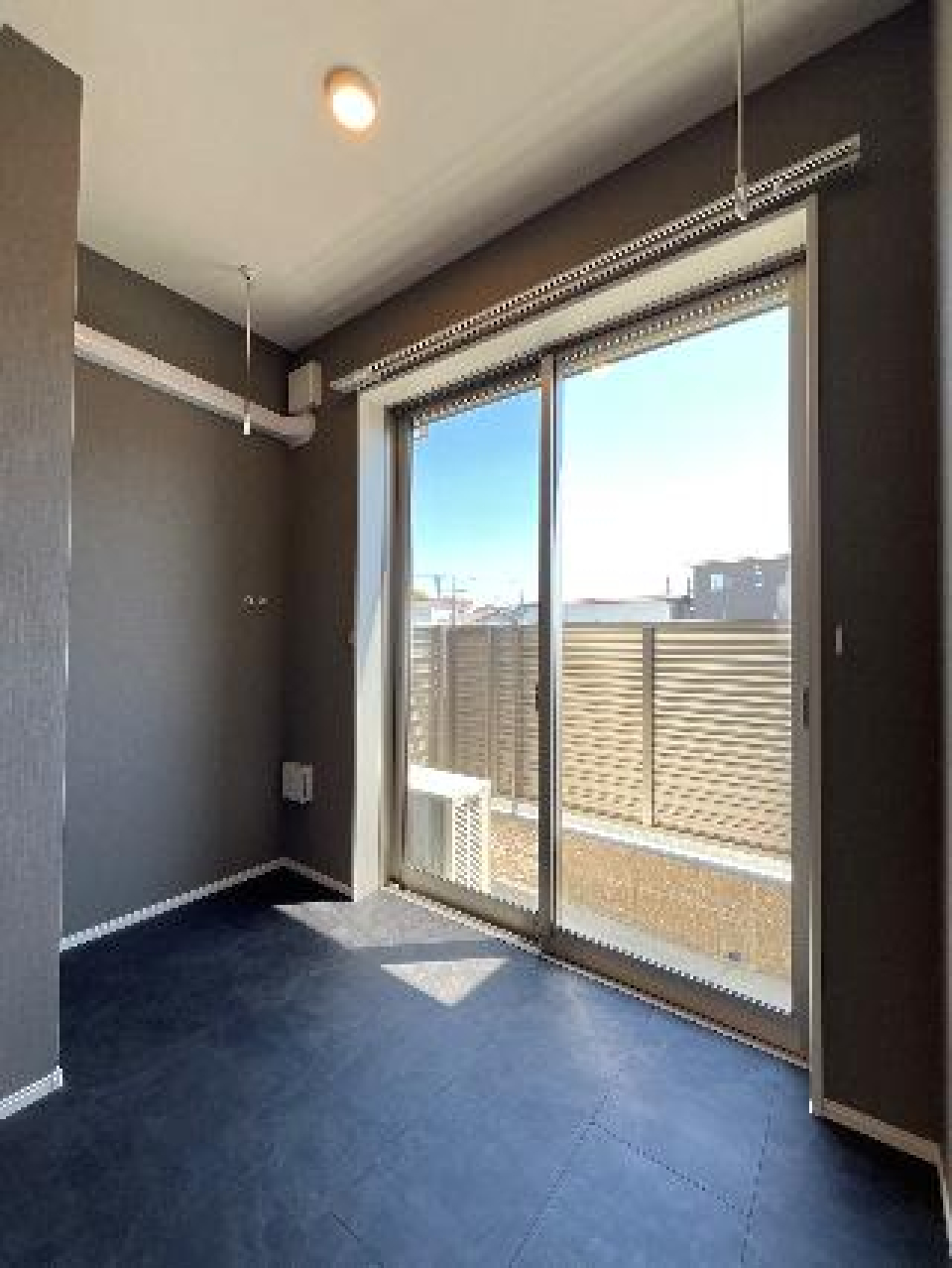 こちらは1.7帖のインナーテラス