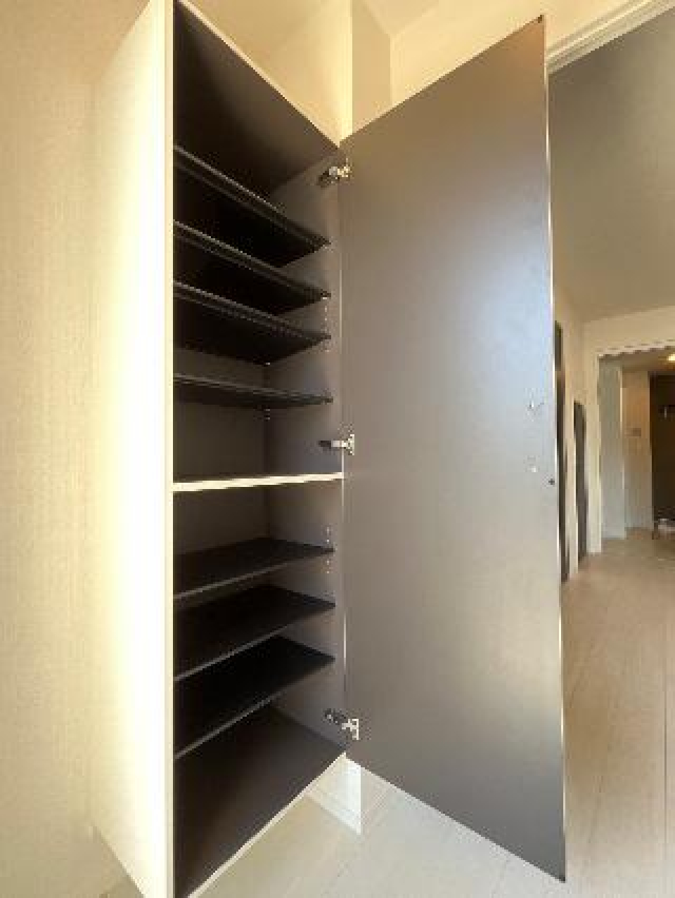 お気に入りの靴はこちらへ