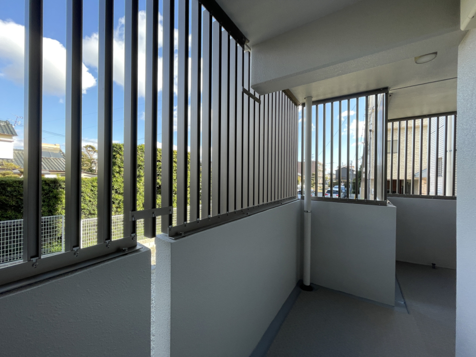 1階は格子があり、防犯面でも安心