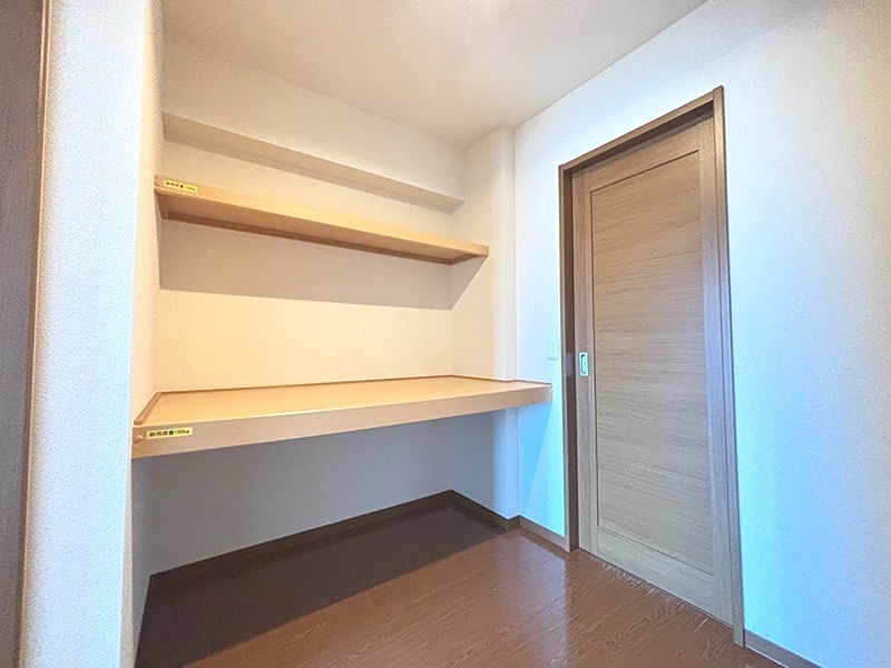 どちらの洋室からもウォークインクローゼットへ行ける！！