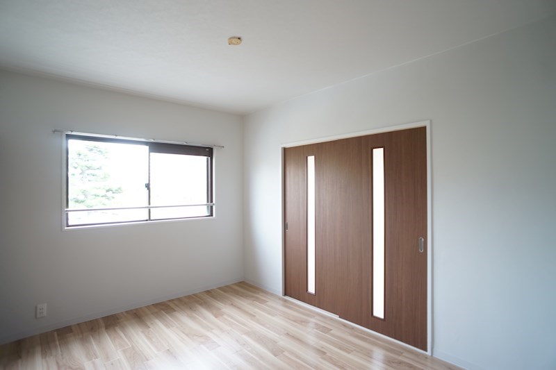 他にも2部屋洋室があるのでウォークインクローゼットみたいに使うのもいいですね！