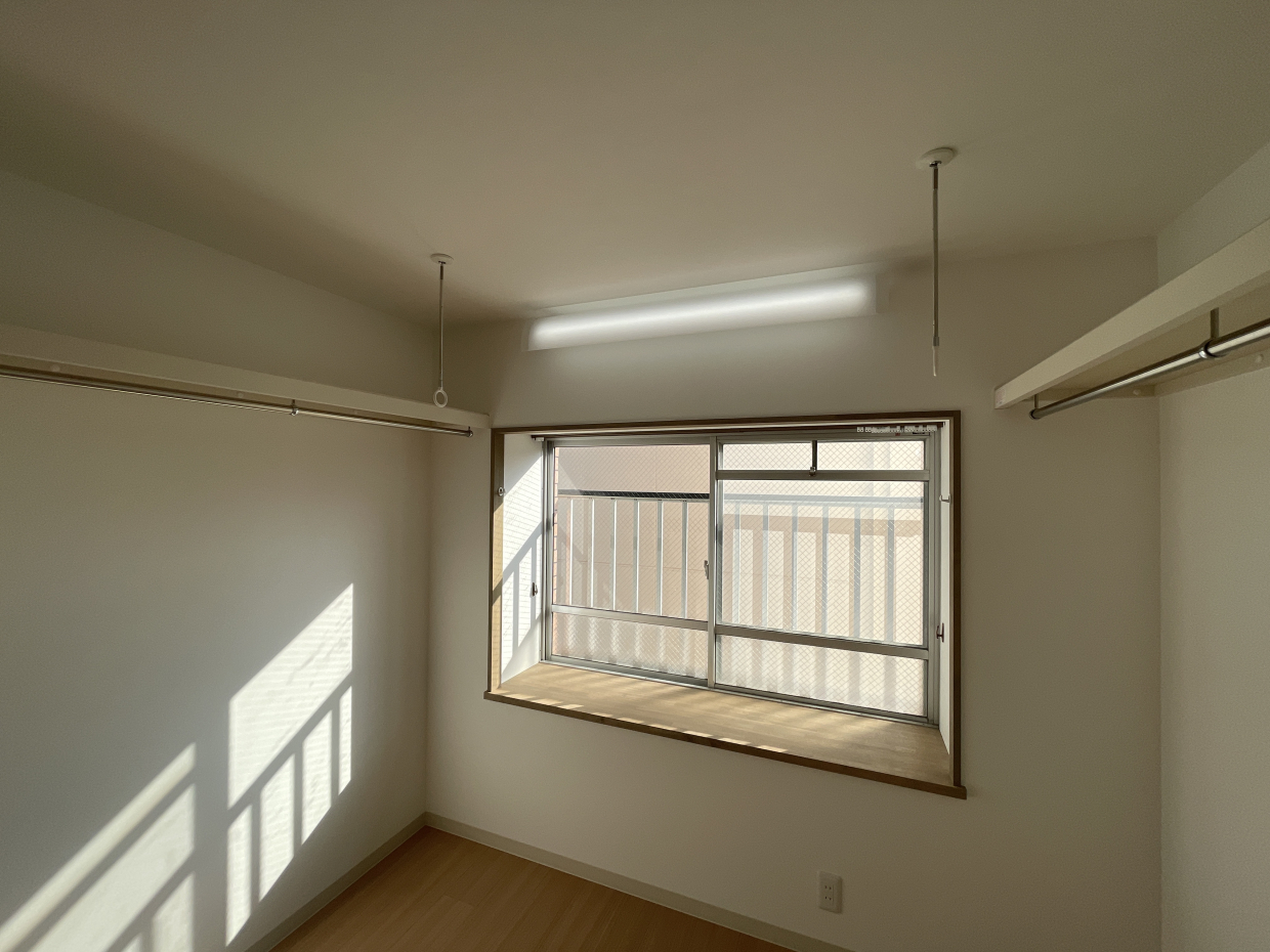 WICにも窓があります