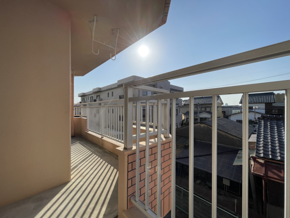リビング全面にベルコニー