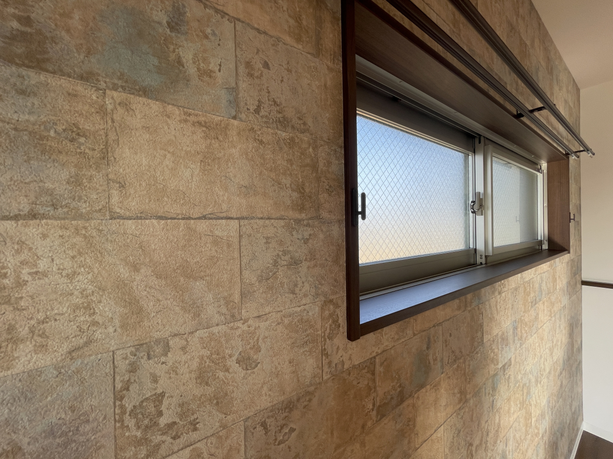 アクセントクロスが部屋の雰囲気をお洒落にしてくれます