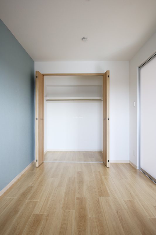 寝室にどうぞ！