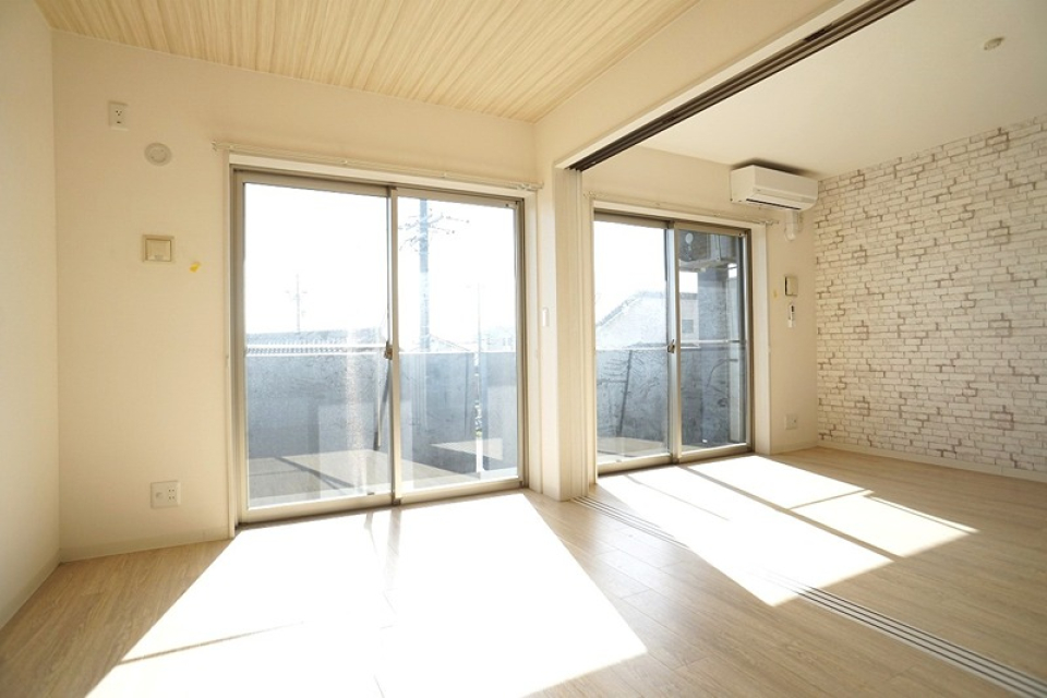 LDKは10.8帖ですが引き戸を開けると広々！