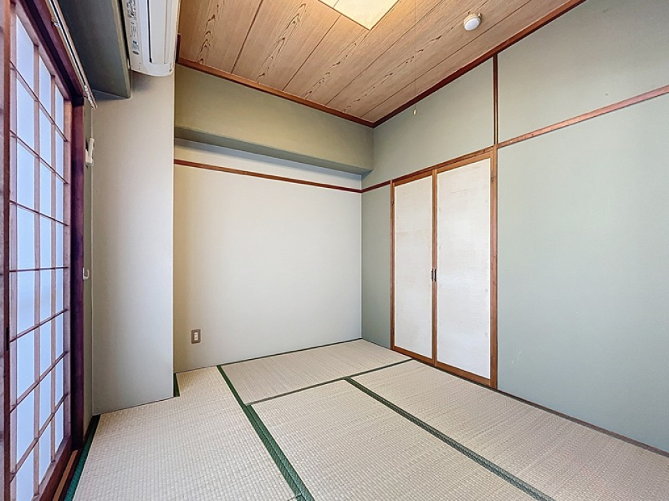 先ほどLDKから見えた和室