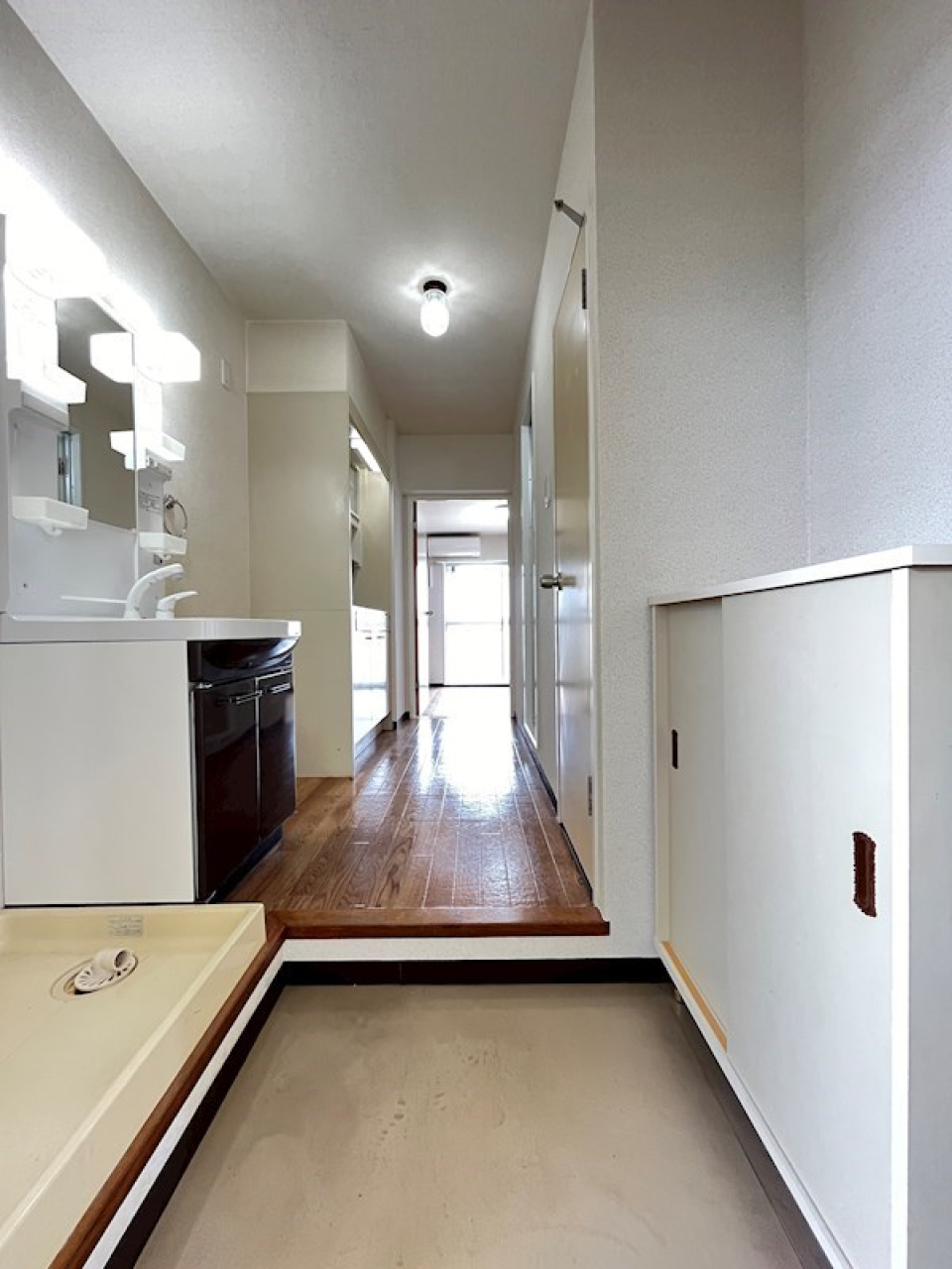 キッチンスペースは2.7帖あります