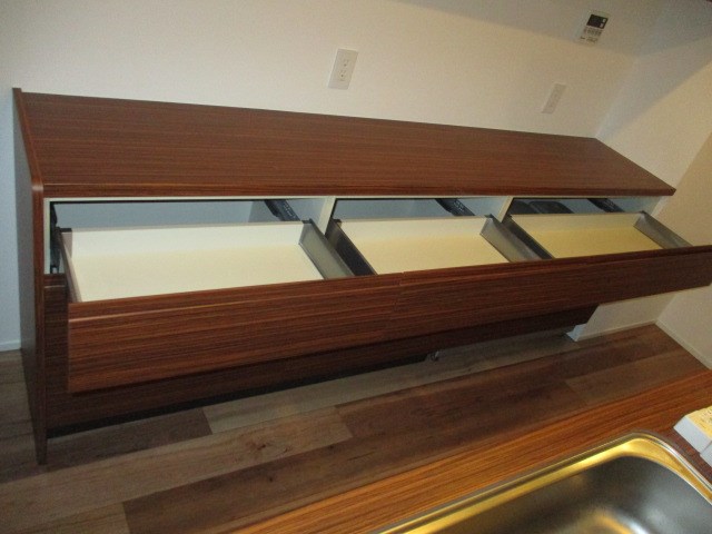 背面収納も充実！