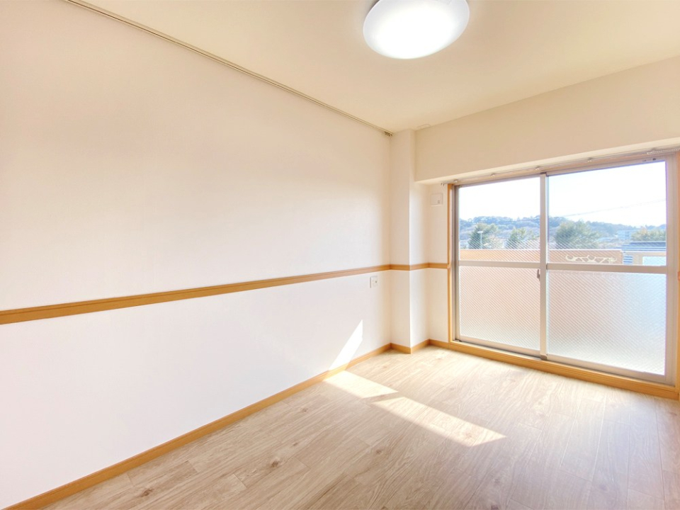 LDKのお隣5.1帖の洋室