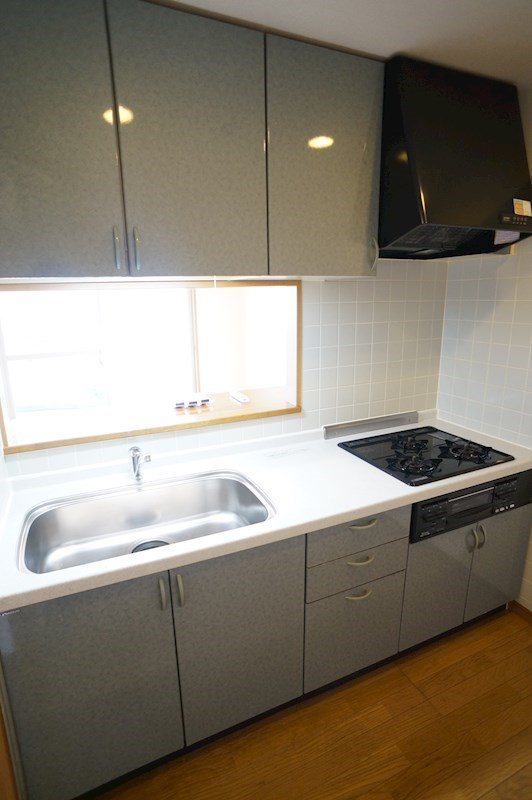 対面式のシステムキッチン