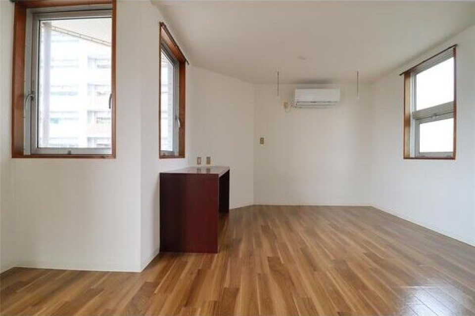 窓が多く開放感があります！