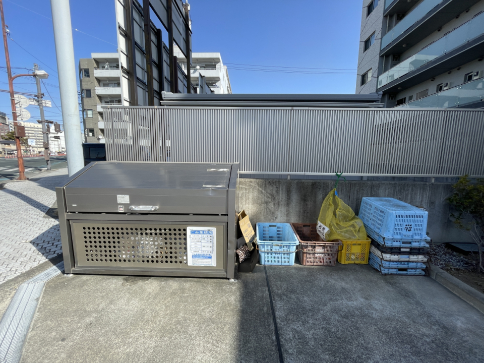 敷地内ゴミ置き場