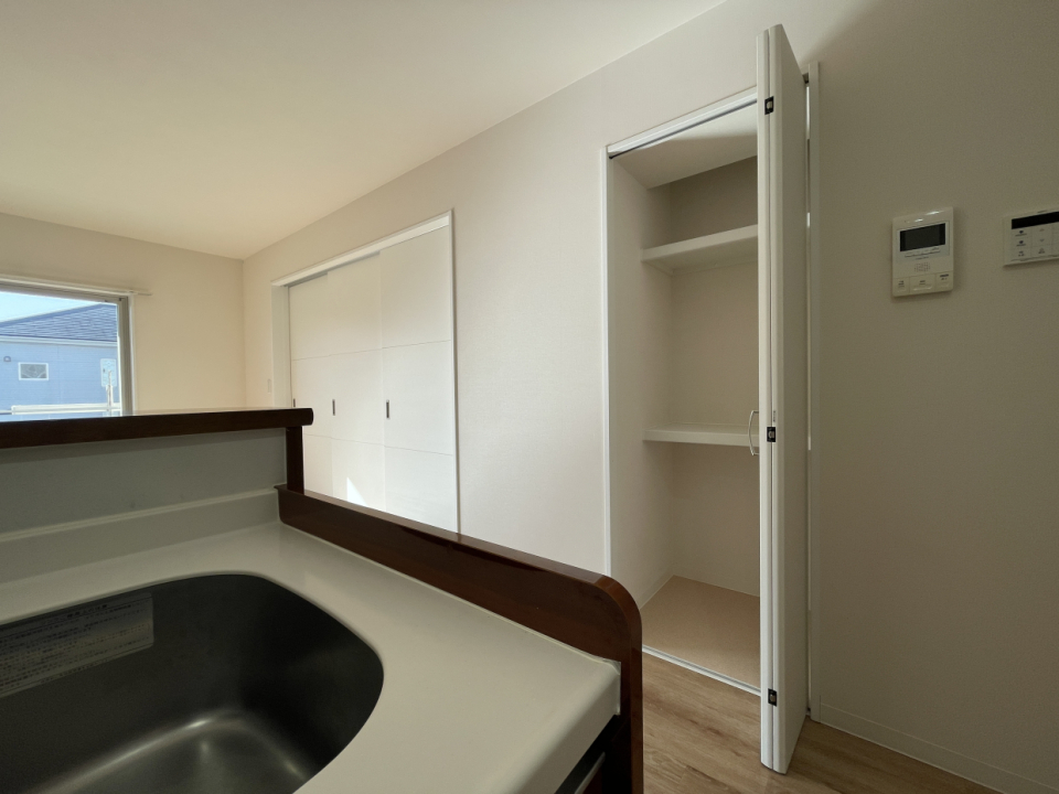 キッチン横の収納はありがたい！