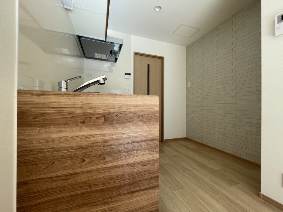 キッチン横の厚み