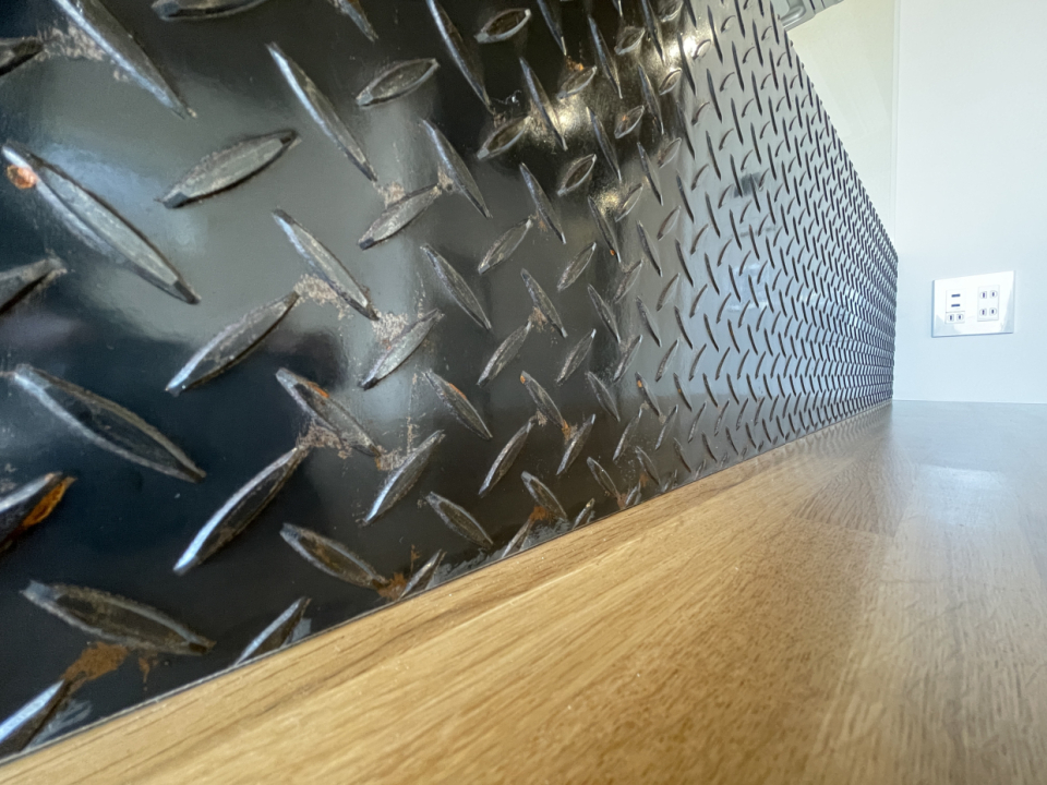 カウンターまで凝ってますね…おしゃれ