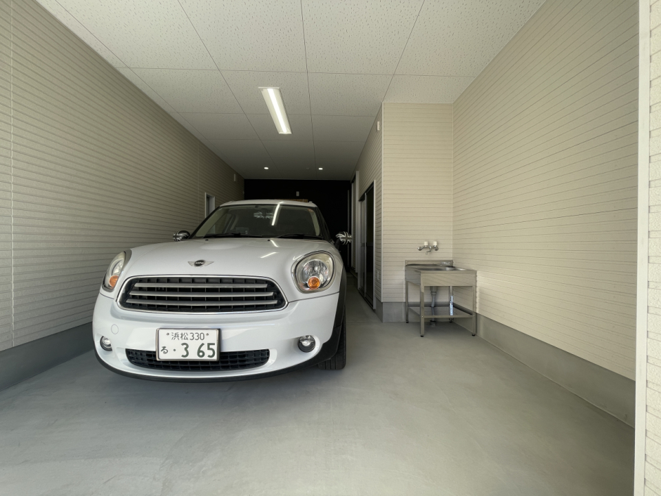 一番広い部分で、横幅3,770㎜。シンクが設置されている部分が2,870mmです